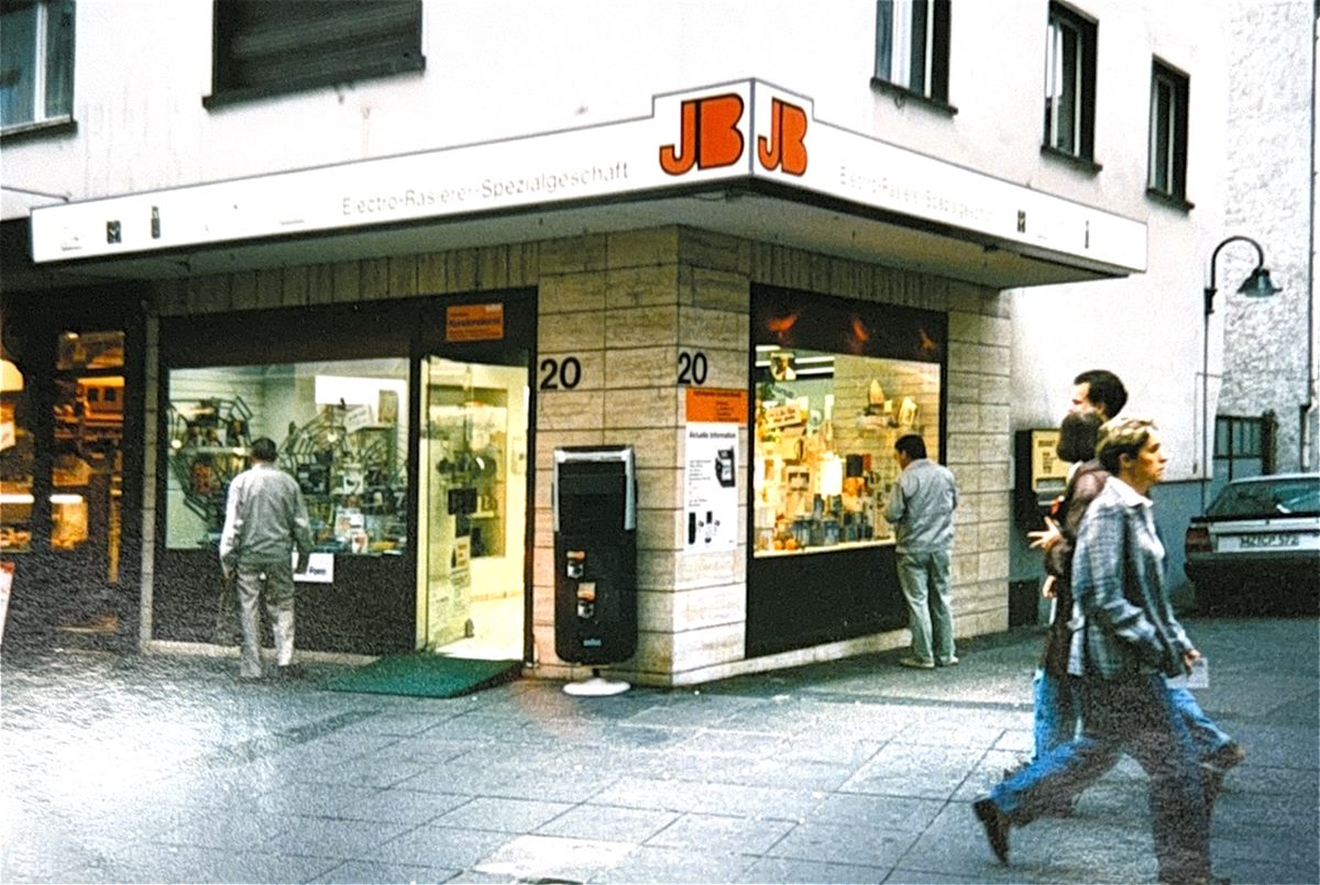 Eckladen des JB Elektro-Rasierer-Spezialgeschäfts in Mainz